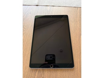 iPad Air 3. .