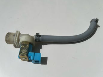 Inloppsventil till diskmaskin Whirlpool ADP 4400 WH (851155561810)