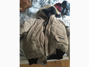 canada goose jacka herr kort canada goose jacka herr kort