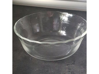 Pyrex,Vaniljsåskopp i originalmönster. Genomskinlig, bak- och serveringsform.
