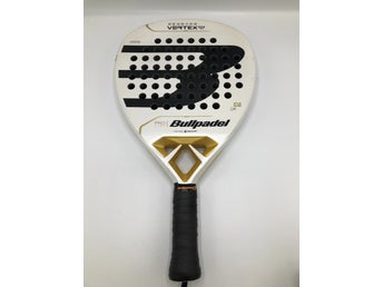 Bullpadel Vertex 04 Women 2024