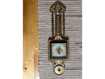 Stor retro väderstation 74 cm – väggklocka, barometer & termometer