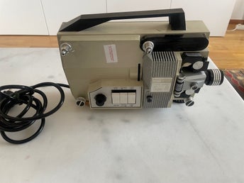 Vintage Super 8 projektor