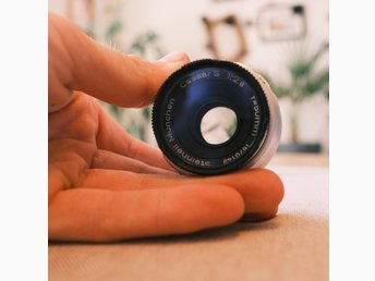 Steinheil München Cassar S 50mm f/2.8 M42 med U.. | Köp på Tradera