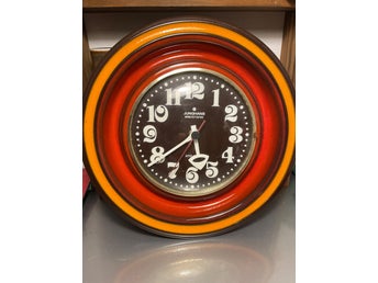 Väggklocka Junghans Retro Keramik