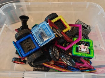 Magformers Space Wow Set och Police & Rescue Set magnetiska magnatiles