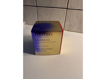 Shiseido Vital Perfection Uplifting & Firming Advanced Soft