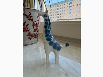 Se produkter som liknar Taisto Kaasinen giraff Arabia på Tradera