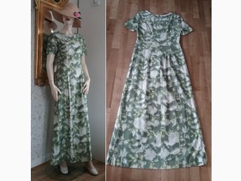 Retro grön blommig långklänning fi.. (394869238) ᐈ Retro grön blommig långklänning fin modell kort arm 70 tal