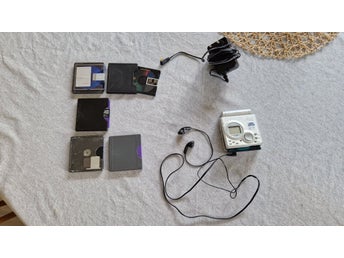 Sharp MD-MT88 MiniDisc-spelare med tillbehör