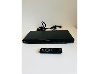 Blu-ray 3D Disc/DVD-spelare BDP5200 med fjärrkontroll.