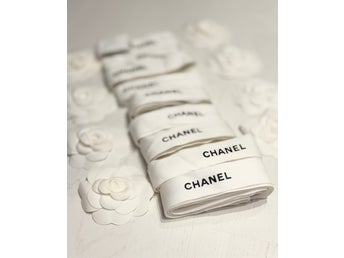 Chanel ribbon with camellia