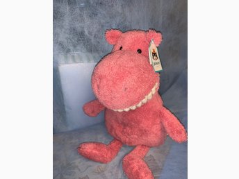 jellycat toothy hippo