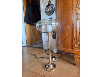 Bordslampa glas och mässing retro