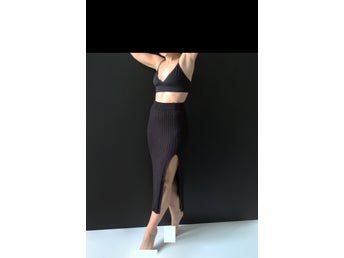 Mirah Maja svart kjol / rib jersey skirt black, XS/S
