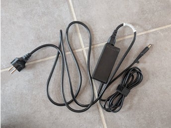 Original Laptop AC Adapter - 18.5V 3.5A 65W