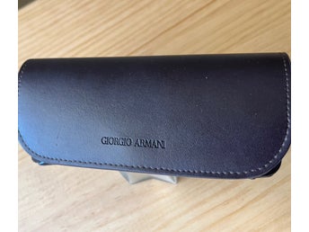 Armani original läder glasögon fodral