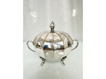 Elegant lockskål / sockerskål i NS – C.G. Hallberg – Swedish Grace 1920/30-tal