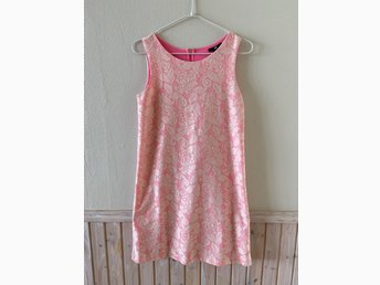 Klänning, storlek XS (413302869) ᐈ Köp på Tradera Klänning, storlek XS (413302869) ᐈ Köp på Tradera