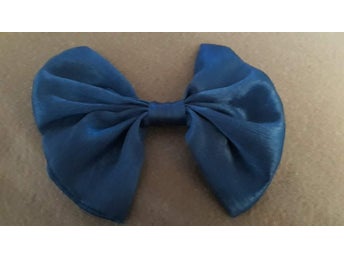 Hårspänne 80-tal Rosett Kornblå Längd 15 cm Bredd ca 12 cm