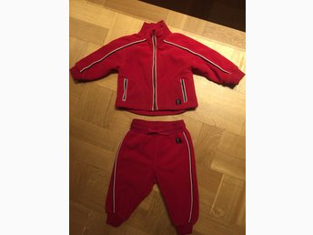 Set i fleece med jacka och byxa Set i fleece med jacka och byxa