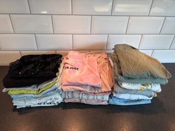 Klädpaket med blandade plagg 152-164