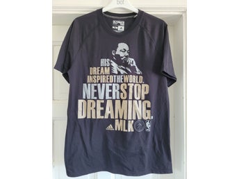 Adidas NBA Basket t-shirt, storlek M