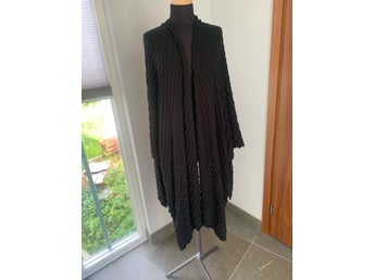 BalDino svart poncho