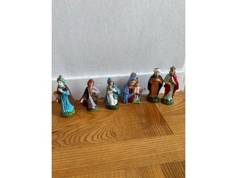 Julkrubba figurer