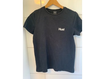 Huel svart reklam t-shirt, storlek S