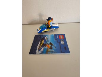 LEGO City Polisvattenskoter (30567) med instruktioner
