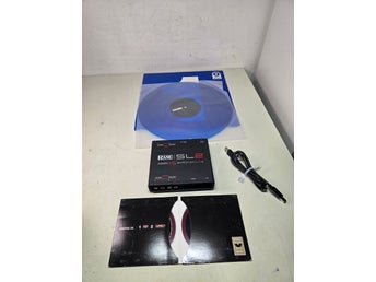Rane SL2 Serato Scratch Live DJ-gränssnitt med kontrollvinyl och CD