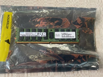 32GB DDR4 RAM PC4-2400T, 24 st, totalt