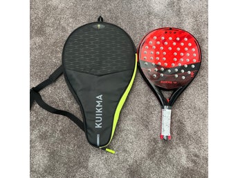 Kuikma Padelracket PR 500 med fodral