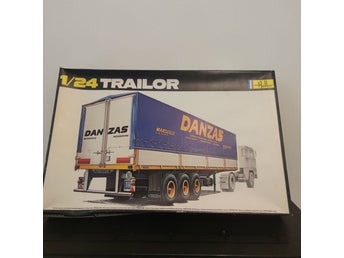 Heller 1/24 TRAILOR modellbyggsats