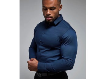MUSCLE FIT DRESS SHIRT IN - NAVY BLUE - L