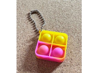 NY GUL ROSA liten Pop It Fidget Toy nyckelring Sensorisk Anti stress leksak