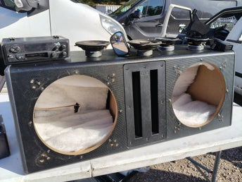 GAS baslåda och bilradio