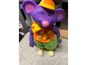 Bananer i pyjamas Rapping Rat in a Hat