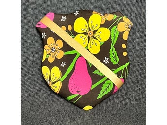 Märkestavla för simmärken/smycken retro /Guld satin