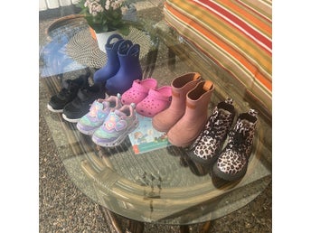 Crocs Rosa Sandaler och annat