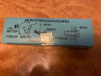 Monteringssats för nummerskylt gammal oanvänd 70-tal / 80-tal?