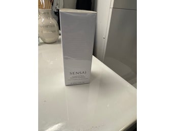 Sensai Comforting Barrier Essence
