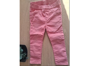 Rosa jeans, storlek 92