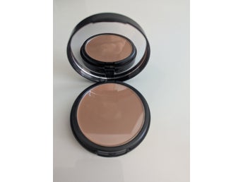 NY Make Up Store Dual Foundation Sydney