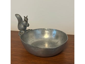 JUST Danmark Tennskål med ekorre