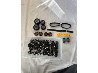 Stor samling LEGO-hjul och larvband