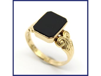 Klackring, 18K guld, svart sten (vikt 5,9g, stl 19,4mm), vintage