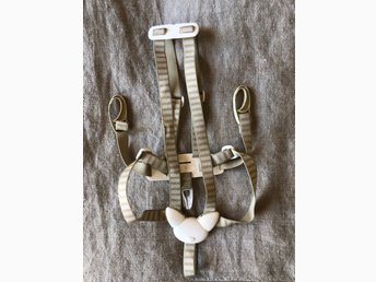 Stokke Tripp Trapp sele beige (402247654) ᐈ Köp på Tradera Stokke® Tripp Trapp Sele Beige