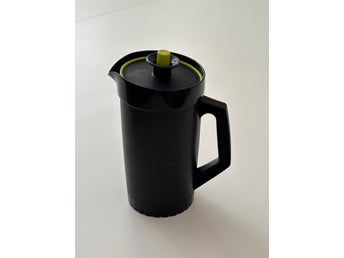TUPPERWARE Mini-multikanna svart